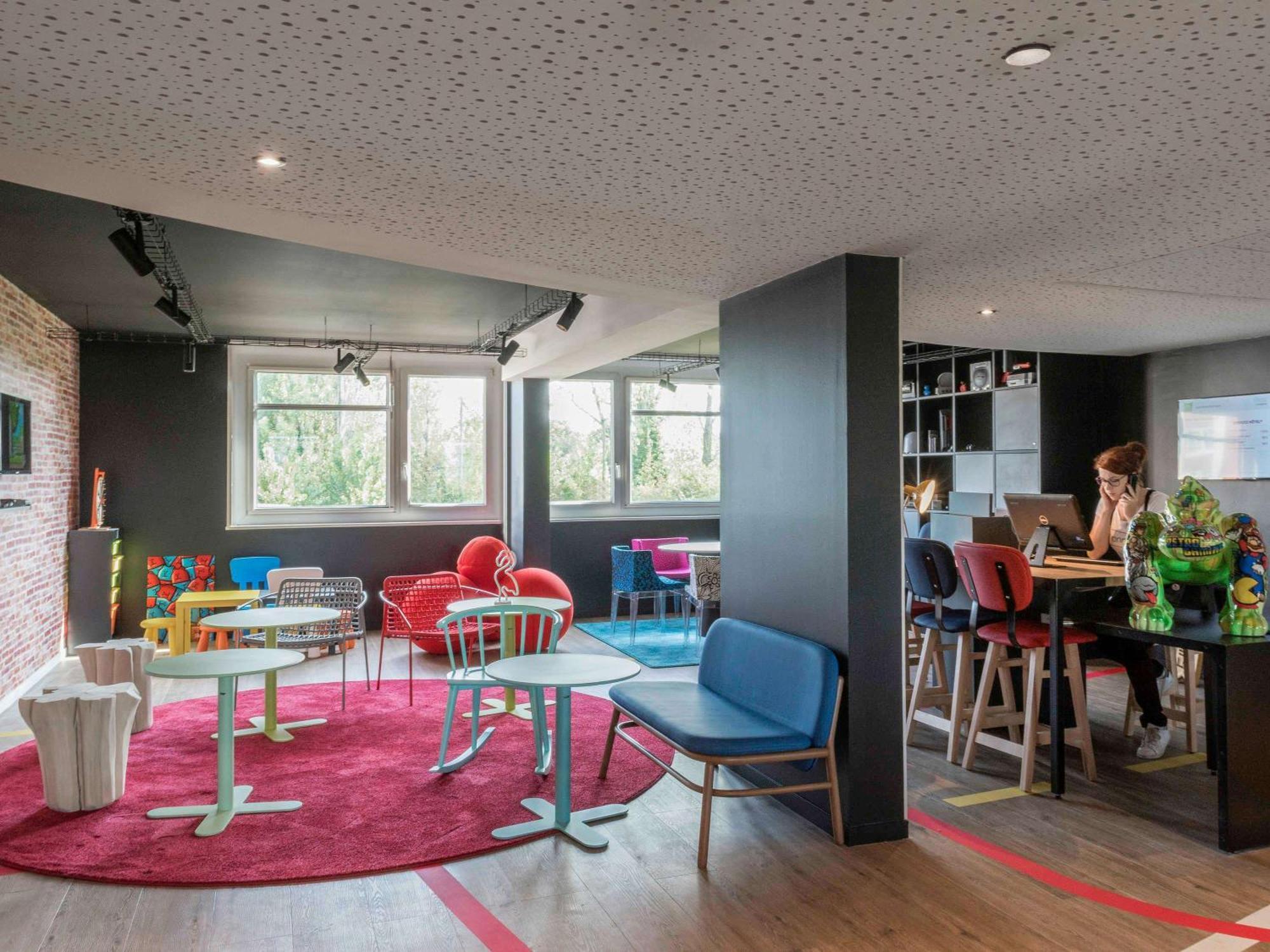 Hotel Ibis Styles Lyon Bron Eurexpo Zewnętrze zdjęcie