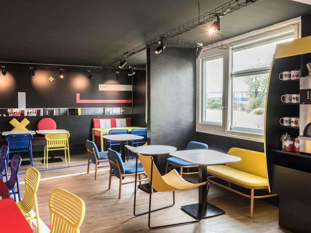 Hotel Ibis Styles Lyon Bron Eurexpo Zewnętrze zdjęcie